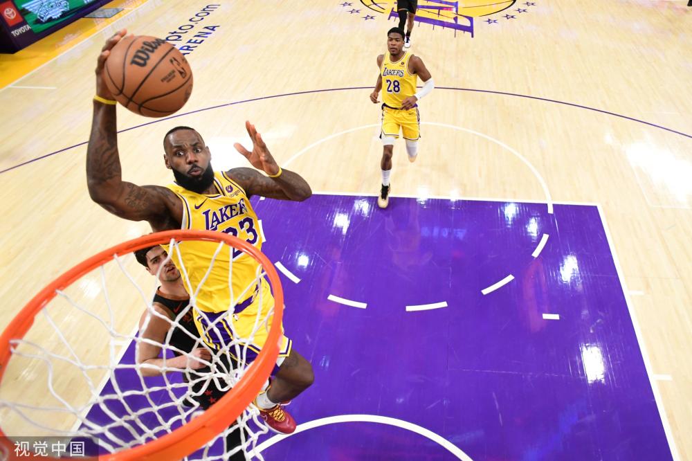 的领导下 的领导下